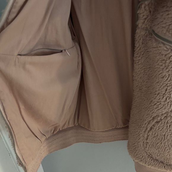 Philosophy Teddy Sherpa Jacket in Light Pink Faux Fur Small - Picture 7 of 16